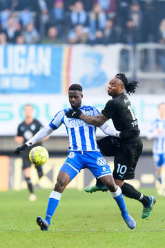 IFK Göteborgs Vajebah Kaliefah Sakor och Malmö FFs Carlos