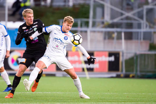 Västerås Simon Johansson och Akropolis Adrian Pettersson
