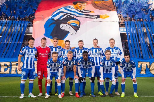 IFK Göteborgs startelva uppe fr.v. David Boo Wiklander,
