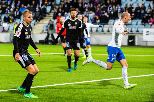 Norrköpings Andreas Johansson jublar efter 1-1