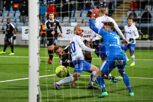 Norrköpings Daniel Sjölund gör mål 3-2 i förlängning