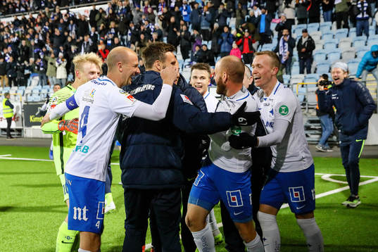 Jubel efter mål 3-2 av Norrköpings Daniel Sjölund