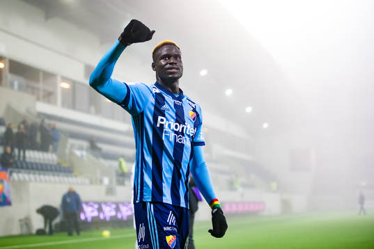 Djurgårdens Aliou Badji jublar med de tillresta