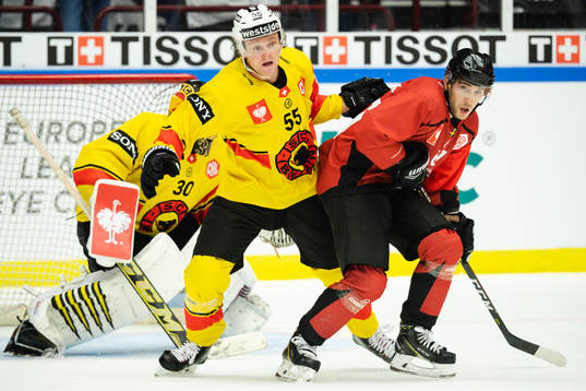 Calle Andersson of Bern and Konstantin Komarek of Malmö