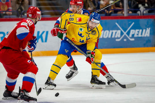 Evgeni Ketov #40, RUS, Ivan Telegin #7, RUS, Anton Lander