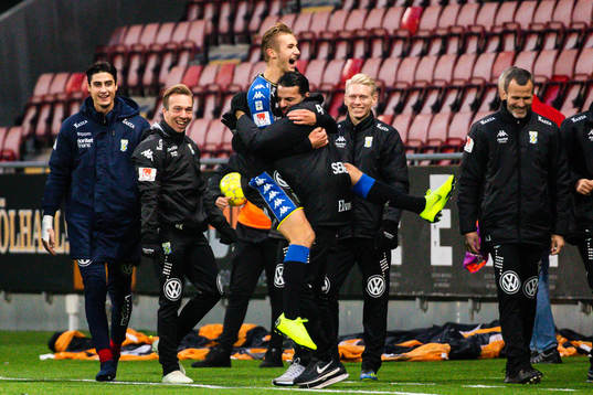 IFK Göteborgs Benjamin Nygren jublar efter 0-1