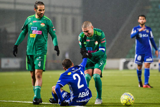 Dalkurds Alex De John och Rawez Lawan hjälper Sundsvalls