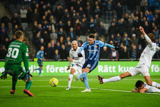 Djurgårdens Kerim Mrabti gör 2-0 som senare blir