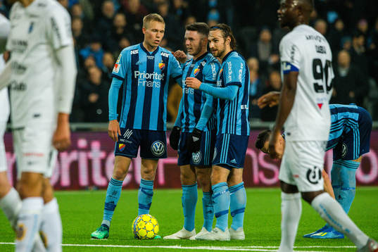Djurgårdens Jonathan Augustinsson , Kerim Mrabti och Kevin