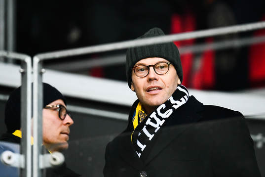 Prins Daniel på läktaren