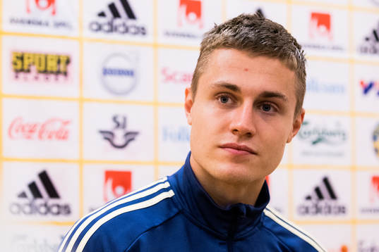Sveriges Mattias Svanberg i den mixade zonen
