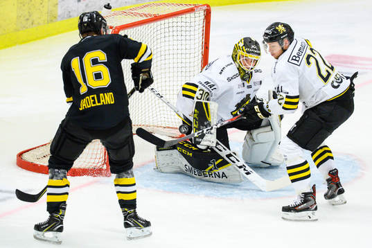 s målvakt Erik Källgren