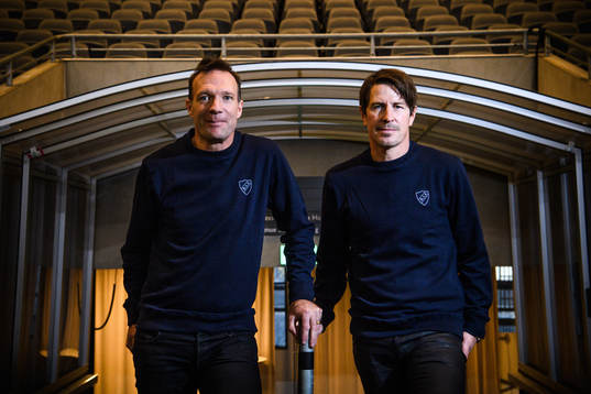 Djurgårdens nya tränare Kim Bergstrand och Thomas Lagerlöf poserar för porträtt