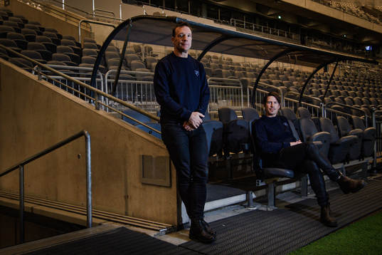 Djurgårdens nya tränare Kim Bergstrand och Thomas Lagerlöf poserar för porträtt