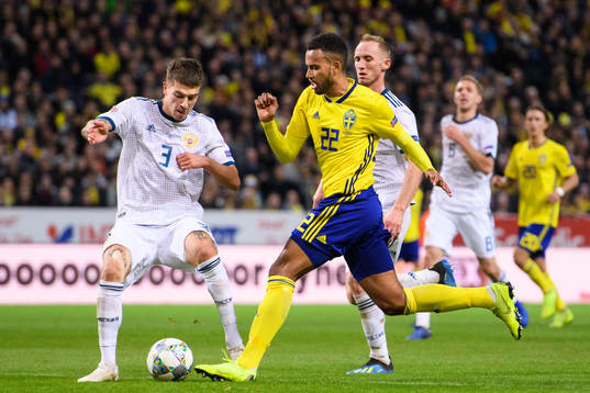 Isaac Kiese Thelin of Sweden and Roman Neustädter of Russia
