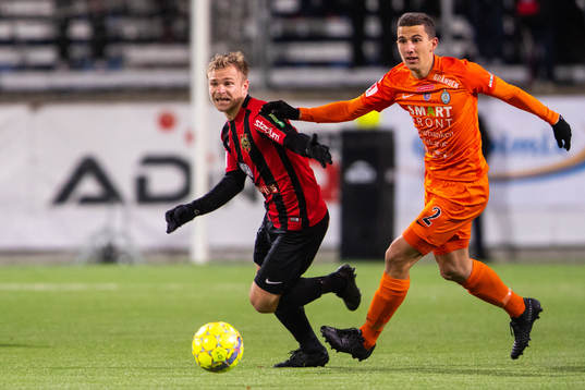 Brommapojkarnas Christopher Brandeborn och AFC Eskilstunas
