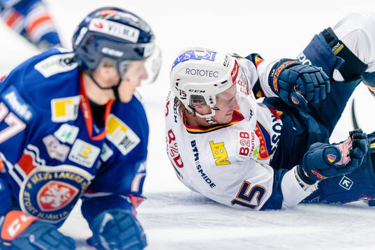 Djurgårdens Jakob Lilja faller