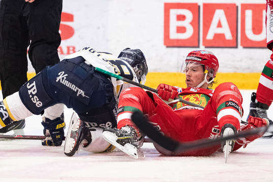 s Anton Bengtsson och Moras Robin Johansson