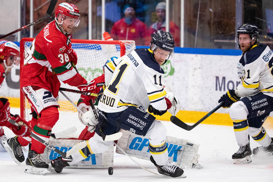s Simon Önerud och Mattias Tedenby