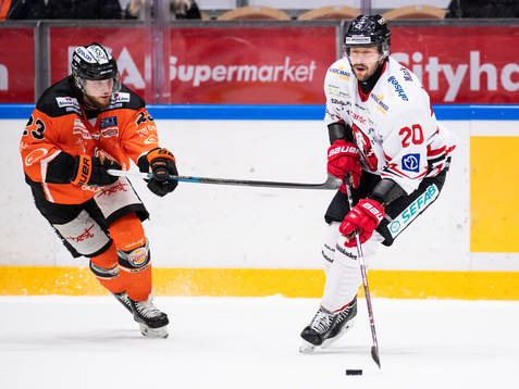 Karlskronas Daniel Norbe och Vita Hästens Marcus Eriksson