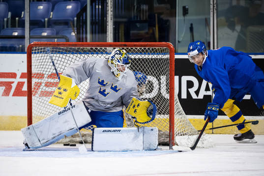 Goaltender Adam Åhman and Jacob Olofsson