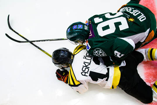 Brynäs Samuel Asklöf och Färjestads Jesper Olofsson