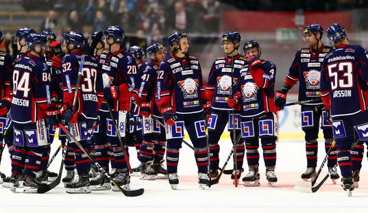 Linköpings spelare jublar