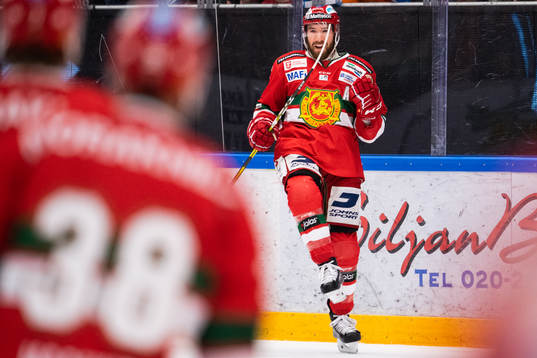 Moras Andrew Rowe jublar