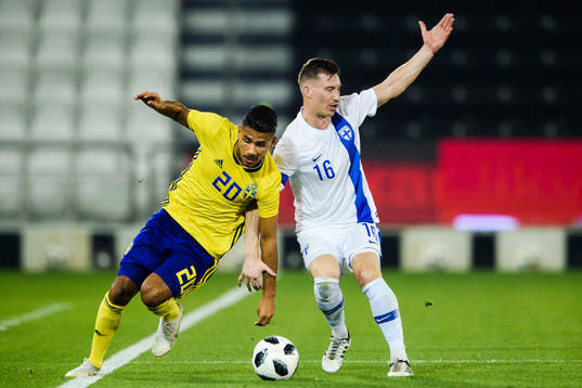 Hosam Aiesh of Sweden and Juha Pirinen of Finland