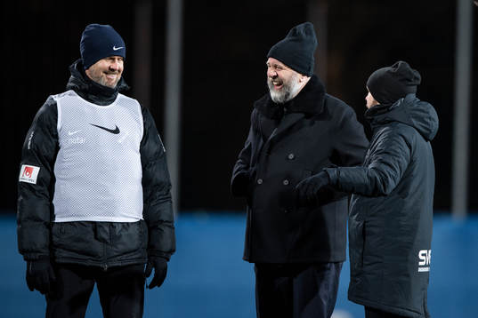 tränare Rikard Norling (v), sportchef Björn Wesström (m) och assisterande tränare Patric Jildefalk (h)