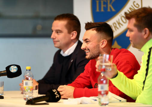 IFK Norrköpings nyförvärv Sead Haksabanovic mellan