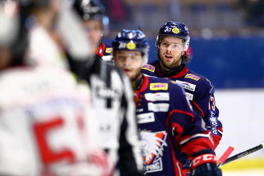 Linköpings Andrew Gordon jublar