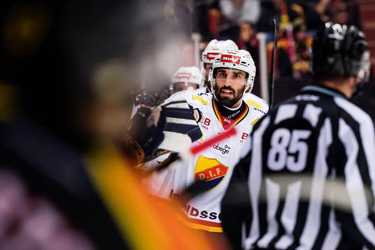 Djurgårdens Jason Garrison jublar