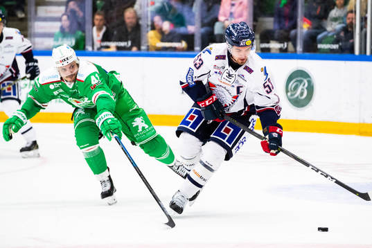 Rögles Daniel Widing och Linköpings Eddie Larsson