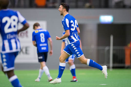 IFK Göteborgs Måns Saebbö jublar efter 2-0