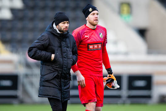Häckens tränare Andreas Alm och målvakt målvakt Peter Abrahamsson