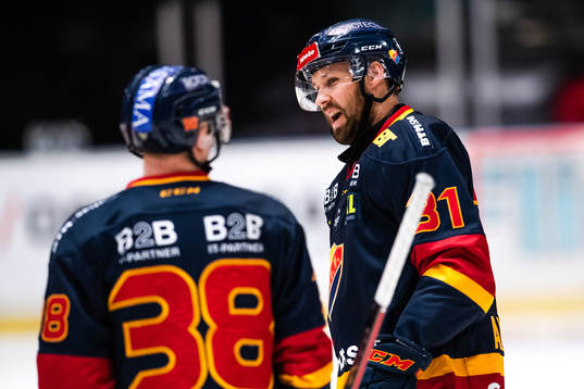 Djurgårdens Olle Alsing och Dick Axelsson  jublar