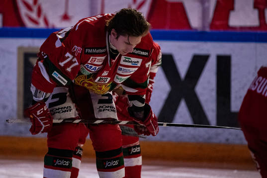 Moras ´Michael Keränen  innan ishockeymatchen i SHL