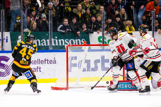 Skellefteås Oscar Möller kvitterar till 2-2 med 0,3