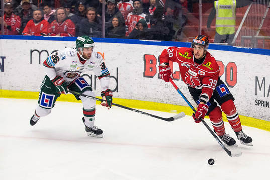 Frölundas Brandon Gormley och Örebros Jordan Boucher