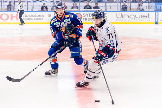 Växjös Dominik Bokk och Linköpings Daniel Olsson-Trkulja