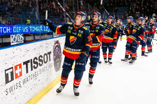 Djurgårdens Olle Alsing och Emil Bemström jublar med