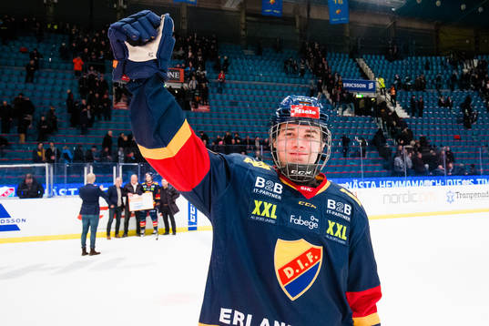 Djurgårdens Alexander Holtz jublar