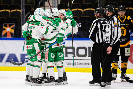 Rögles Linus Sandin, Nils Höglander och Craig Schira