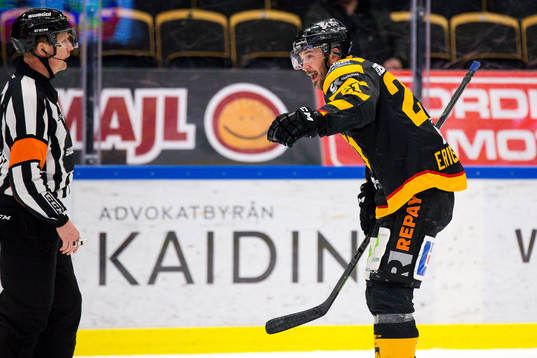 Skellefteås Jimmie Ericsson är missnöjd över domare