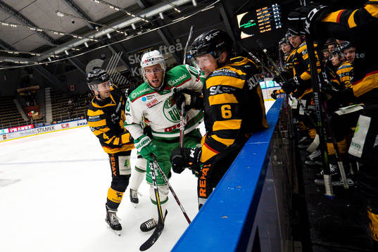 Skellefteås Bud Holloway och Filip Berglund