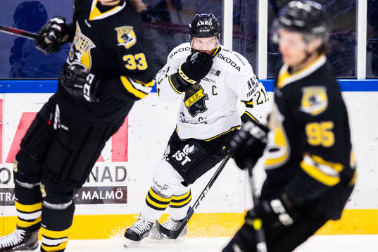 s Christian Sandberg jublar