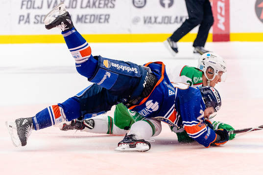 Växjös Brendan Shinnimin faller