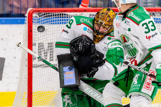 Rögles målvakt Justin Pogge