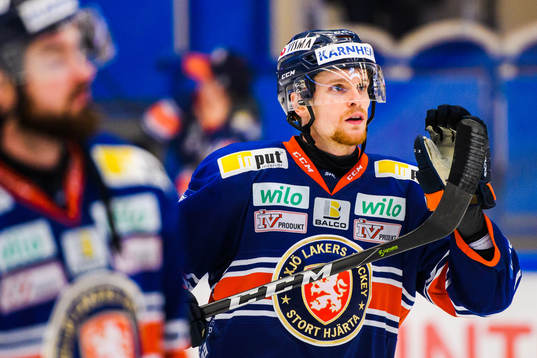 Växjös Brendan Shinnimin jublar